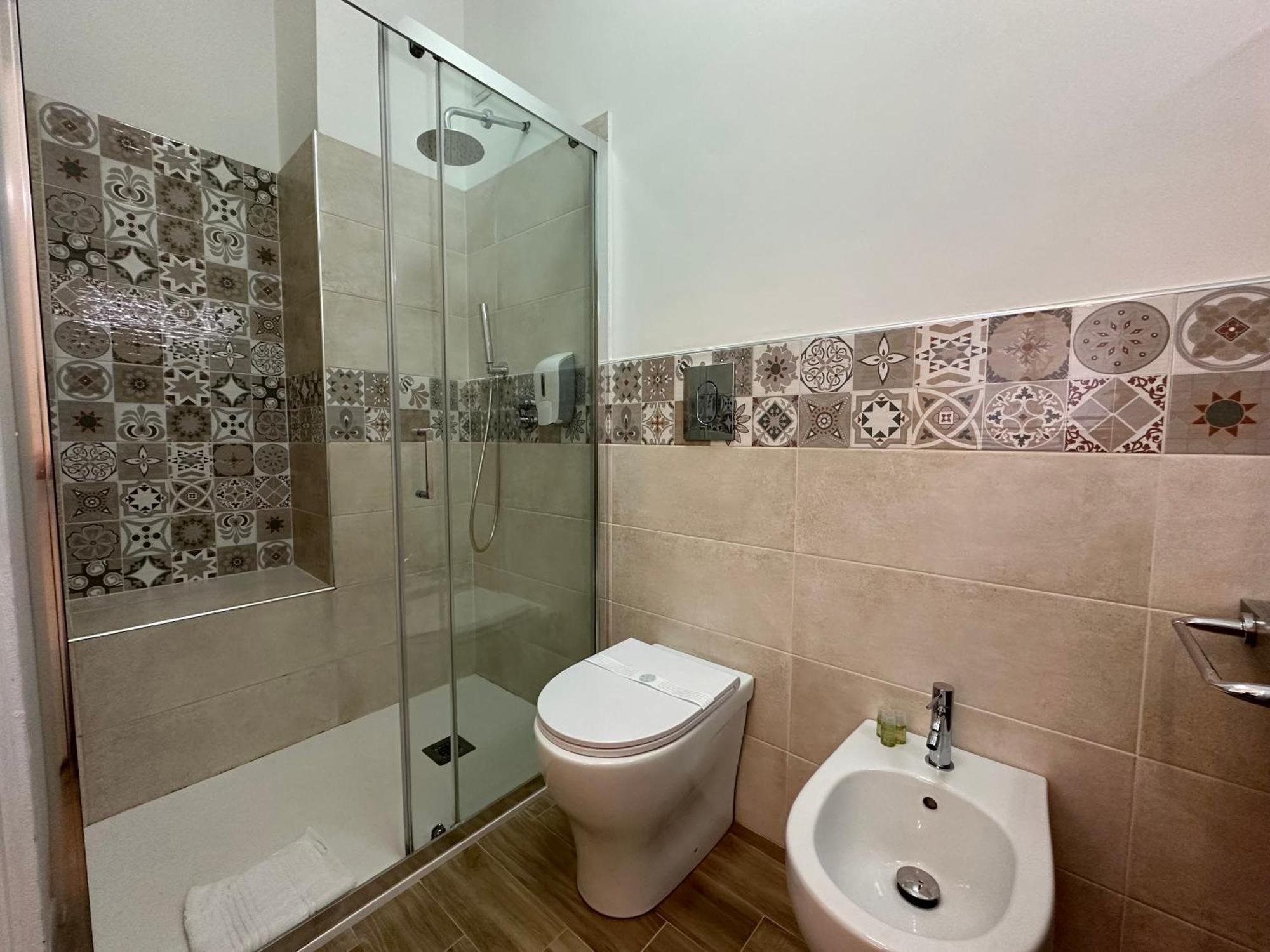 Ng Guest House L'Acquedotto Olbia Exterior foto